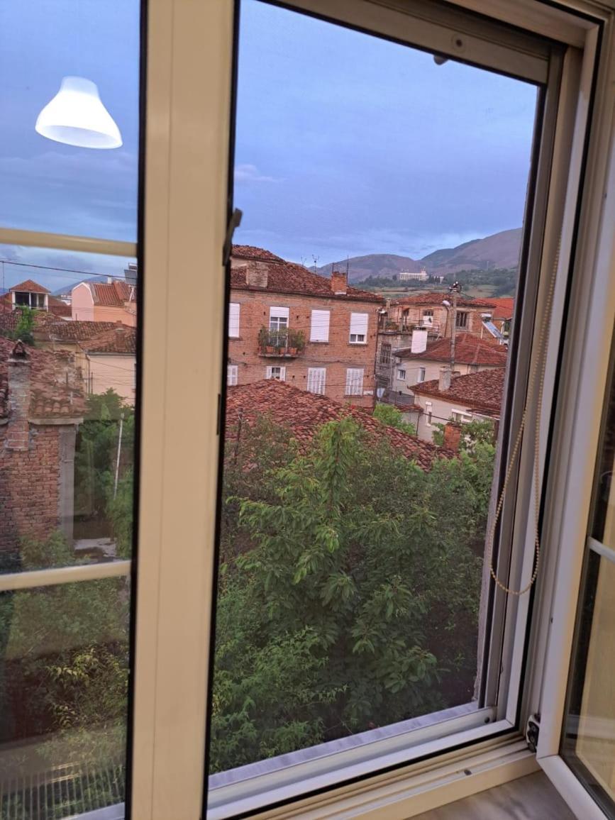 Foleza Apartment Korce Exterior foto